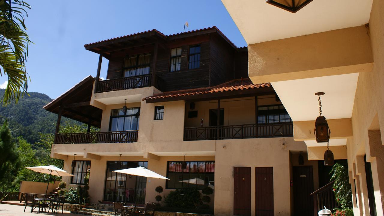 Hotel Rancho La Aurora Jarabacoa Exterior foto